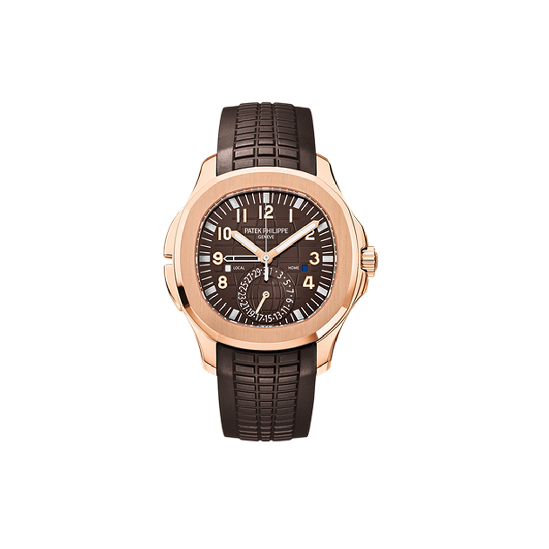 Vooraanzicht van een Patek Philippe Aquanaut Chronograph 5968R-001, luxe roségouden horloge met bruine wijzerplaat, rubberen band en chronograaf functies.