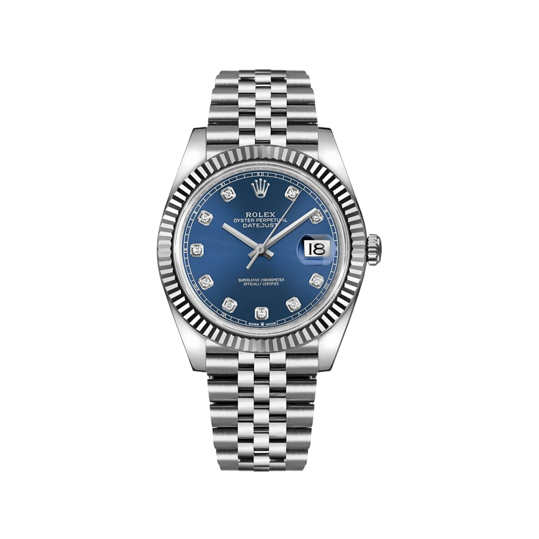 Vooraanzicht van een Rolex Datejust model 126334-0016, met een blauwe wijzerplaat, 18k witgouden geribbelde bezel, en Jubilee armband. Luxe herenhorloge, iconisch design, Zwitserse precisie.