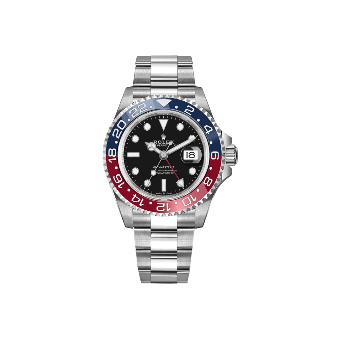 Vooraanzicht van een Rolex GMT-Master II 126710BLRO, ook bekend als de "Pepsi", met een blauwe en rode cerachrom bezel, zwarte wijzerplaat en jubilee armband. Luxe horloge, iconisch design.